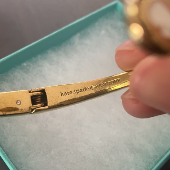 Super cute Kate Spade bracelet - Picture 3 of 3